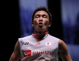 Momota Yet to Regain Confidence, Says Coach Park